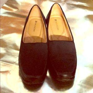 Naturalizer slip ons